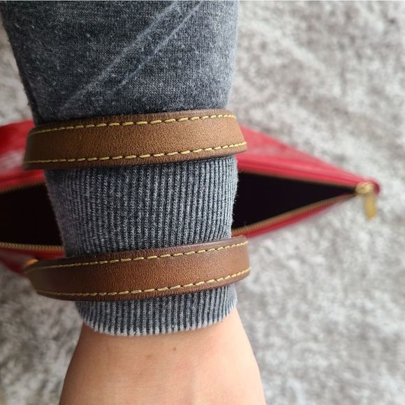 LOUIS VUITTON Monogram Vernis Bellevue GM - Picture 12 of 12